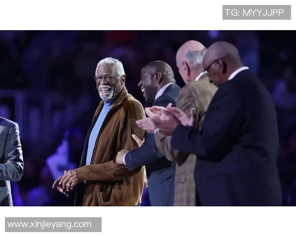 比尔拉塞尔如何塑造篮球文化与社会变革的交汇点 比尔拉塞尔如何塑造篮球文化与社会变革的交汇点