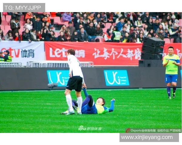 足球明星搞笑打闹视频合集下载尽享欢乐瞬间与精彩时刻 足球明星搞笑打闹视频合集下载尽享欢乐瞬间与精彩时刻