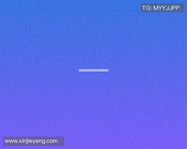 足球明星捧奖杯瞬间集锦精彩瞬间尽在其中