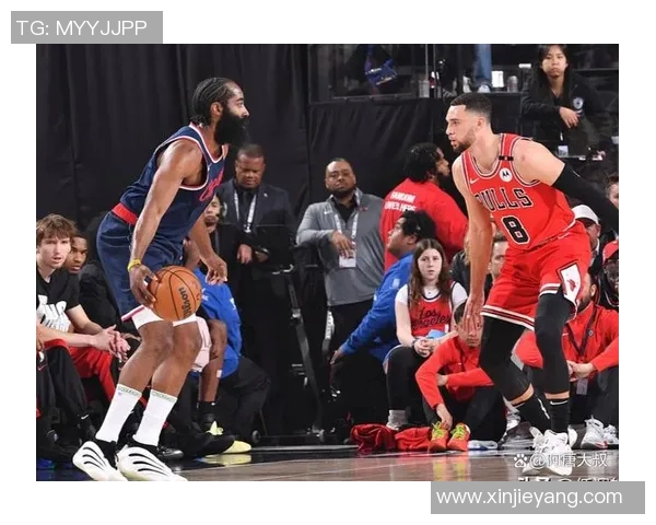 快船与勇士激战11月13日NBA赛场巅峰对决引发球迷热议